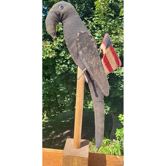 23” Primitive Crow on a Wood Stand with American Flag Grubby Home Decor - Picture 1 of 10